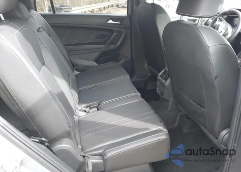 2024 Volkswagen Tiguan 2.0T Se R-Line Black z USA, uszkodzony, nr VIN 3VVCB7AX7RM229380